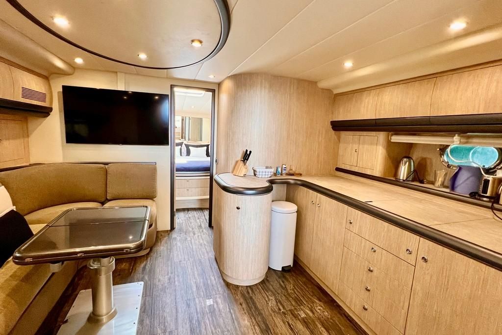 2002 Alfamarine 62 