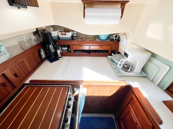 Kathryn Yacht Photos Pics 