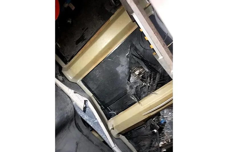  Yacht Photos Pics Interior view of a 2016 Mützelfeldtwerft Offshore Fast Crew Taxi Catamaran.