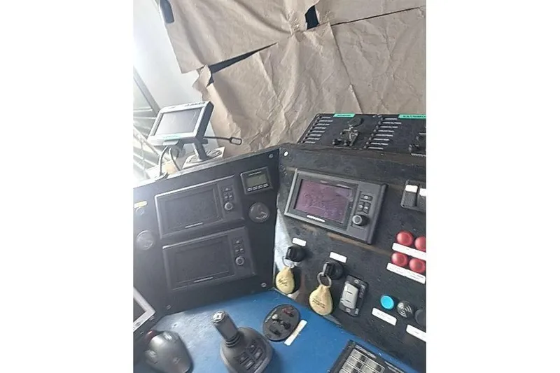  Yacht Photos Pics Control panel of a 2016 Mützelfeldtwerft Offshore Fast Crew Taxi Catamaran.