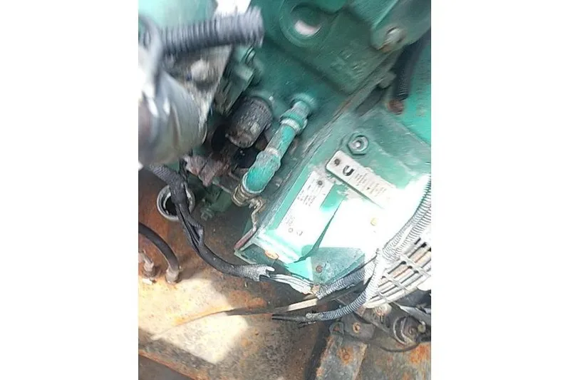  Yacht Photos Pics Engine components of a 2016 Mützelfeldtwerft Offshore Fast Crew Taxi Catamaran.