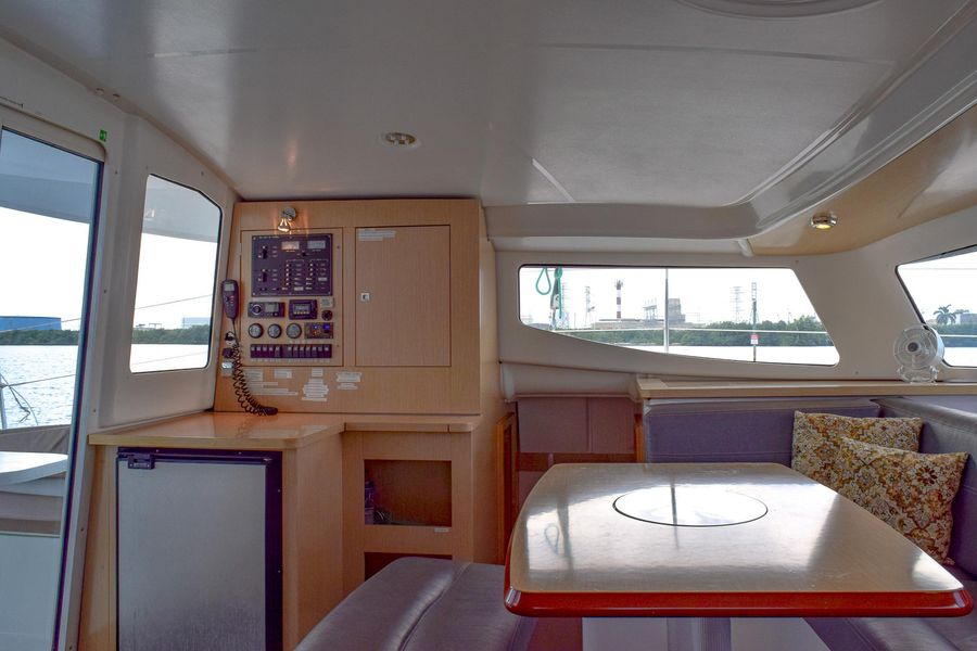 2015 Fountaine Pajot Mahe 36 Evolution