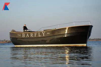 2005 Barfly Custom Yacht