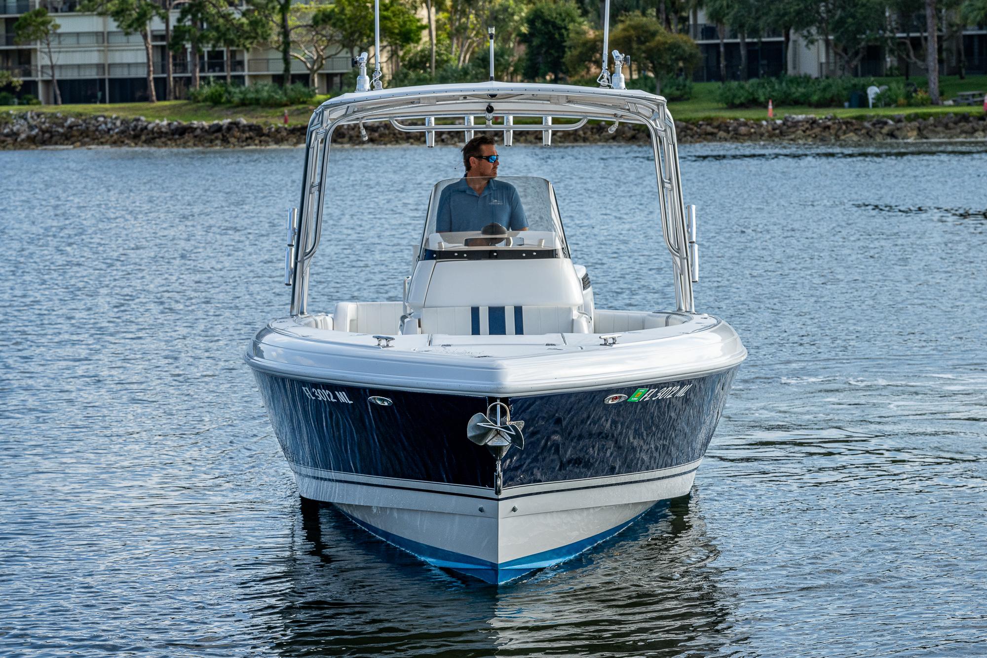 2004 Intrepid 300 Center Console Center Console for sale YachtWorld