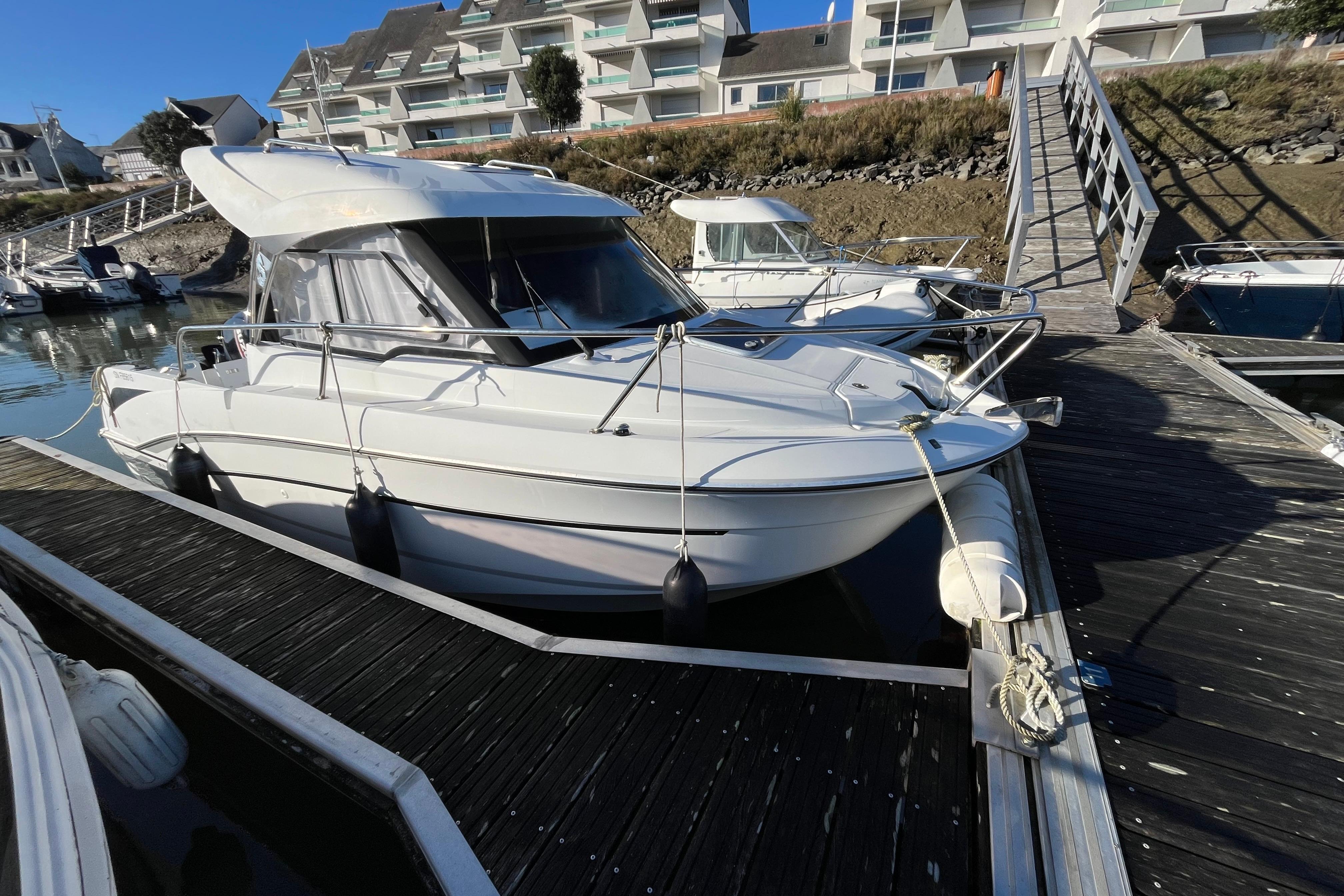 2019 Beneteau Antares 6 OB