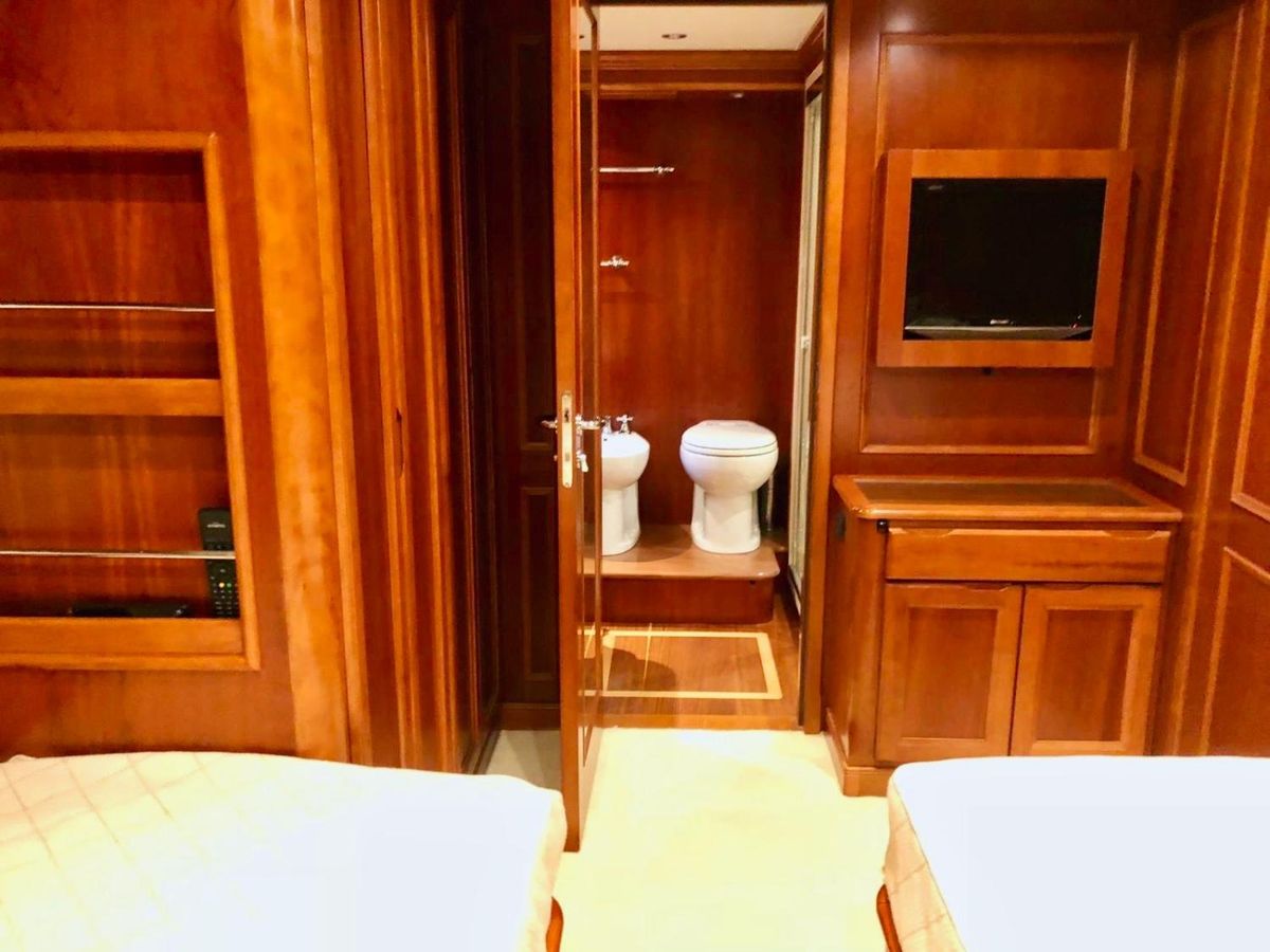 2007 Terranova Yachts 85 