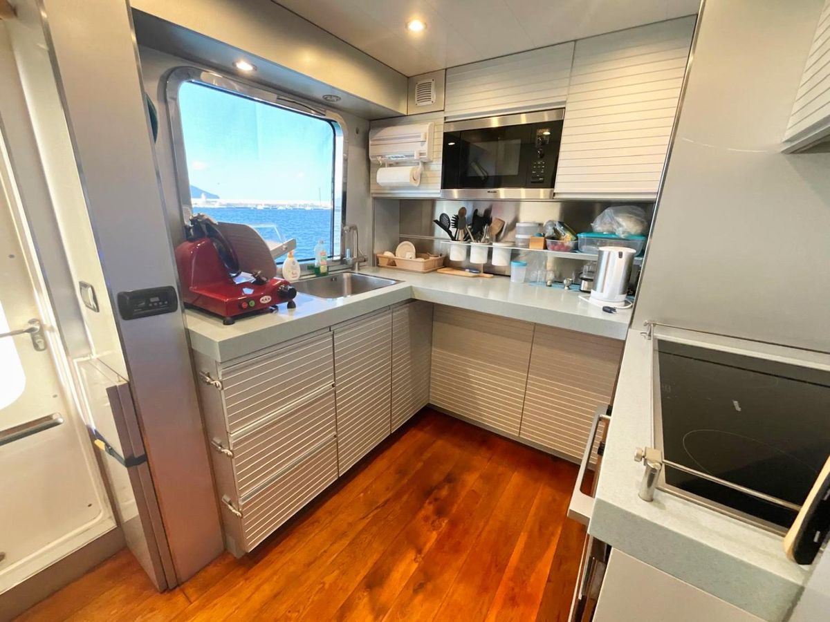 2007 Terranova Yachts 85 
