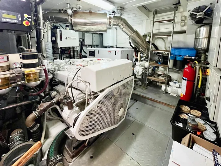 Annamia Yacht Photos Pics Engine room of 2007 Terranova Yachts T85, featuring machinery and safety equipment.