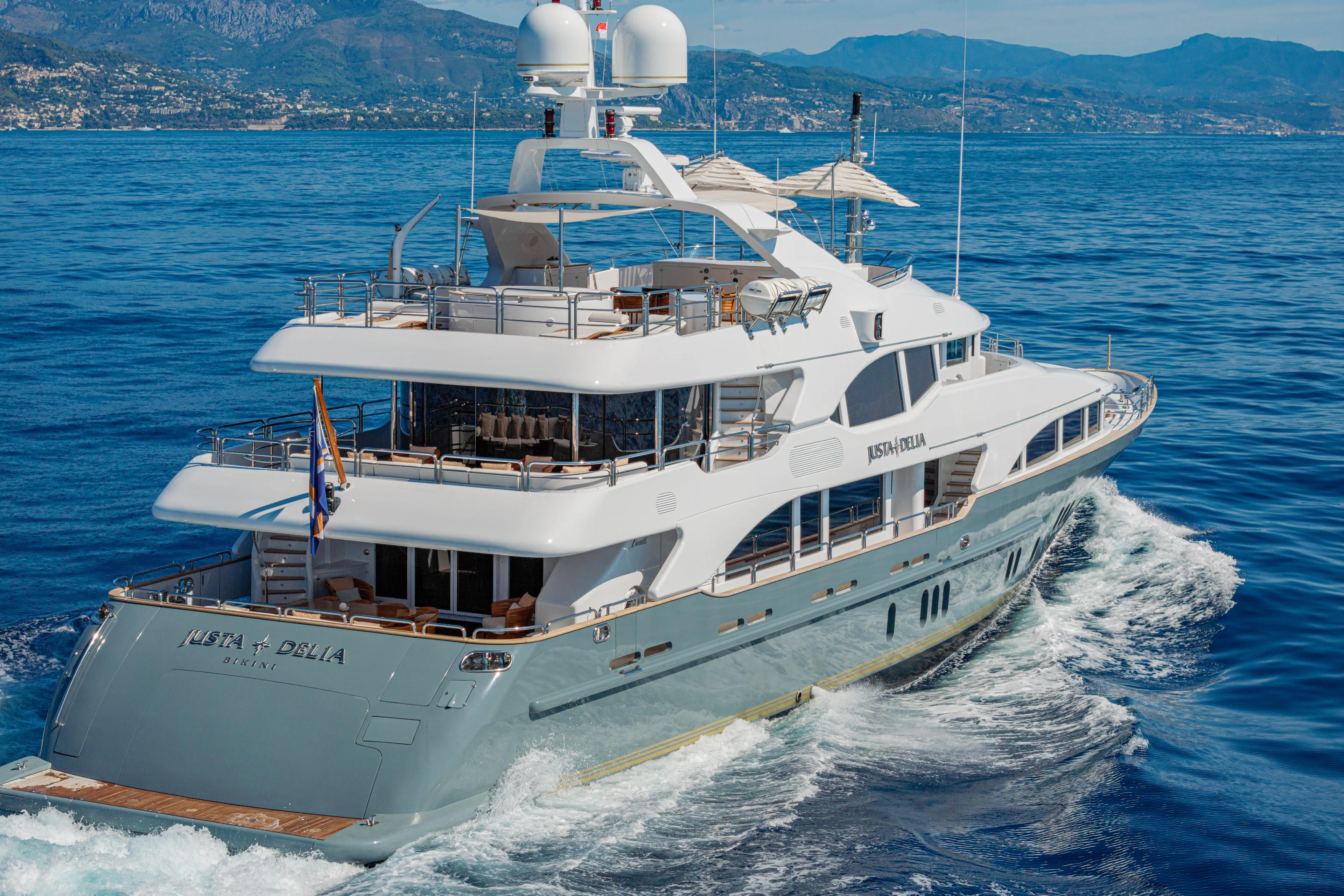 Justa Delia Yacht Photos Pics Benetti 145 Justa Delia - Profile