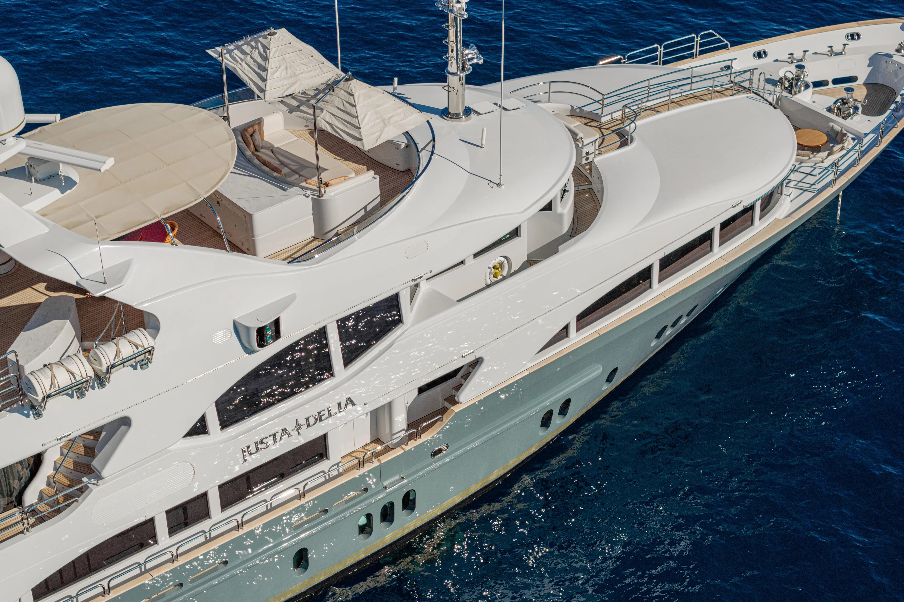 Justa Delia Yacht Photos Pics Benetti 145 Justa Delia - Profile