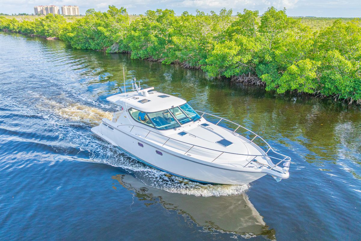2011 Tiara Yachts 43