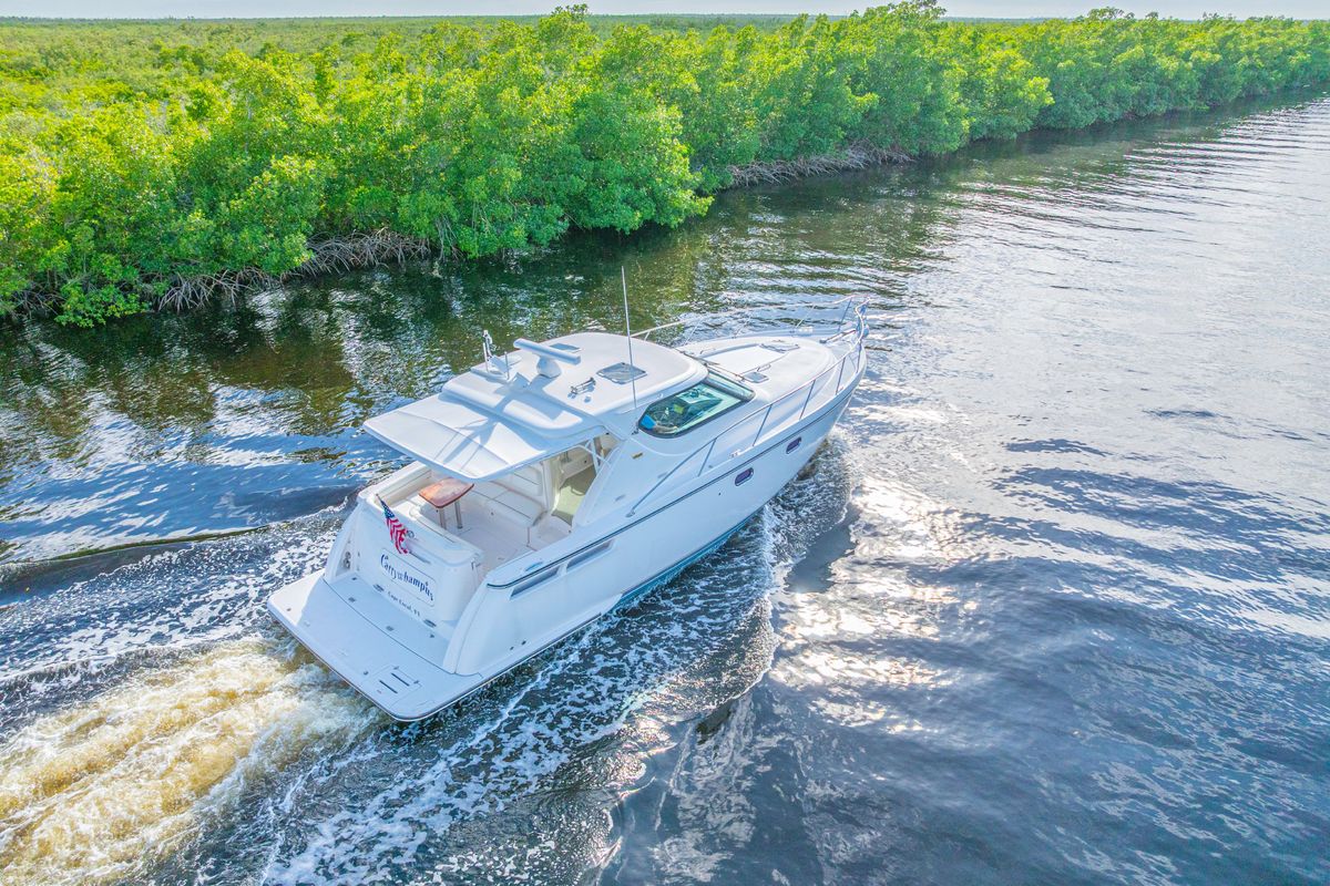 2011 Tiara Yachts 43