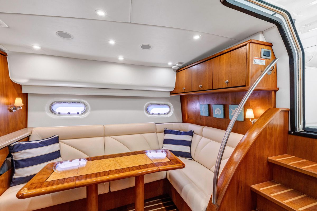 2011 Tiara Yachts 43