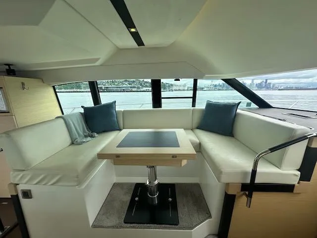 R & R Yacht Photos Pics 