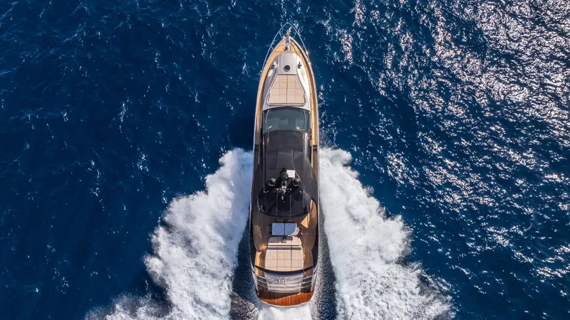 "liquid" Yacht Photos Pics 