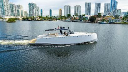 2022 50' Pardo Yachts-50 Aventura, FL, US
