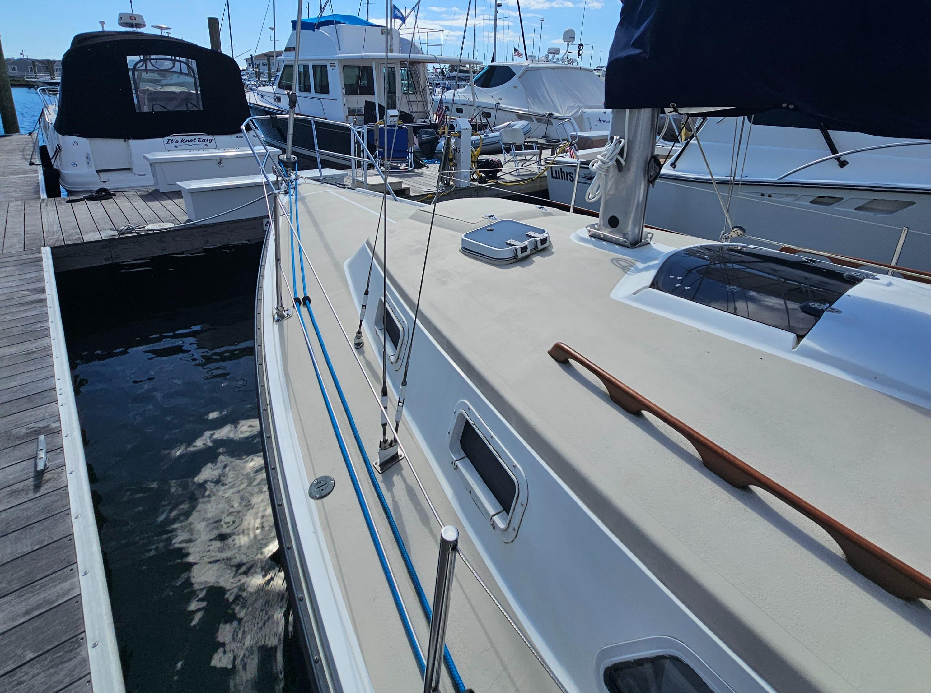 1987 Newport 30 Sloop for sale - YachtWorld