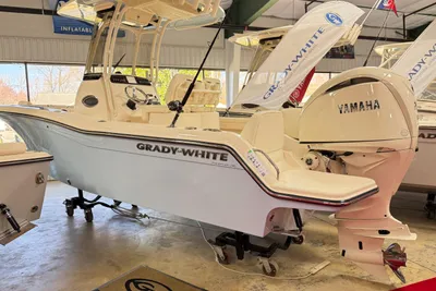 Grady-White Fisherman 216
