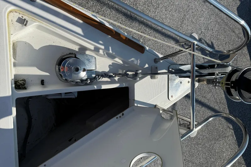 Eos Yacht Photos Pics Anchor system on a 2008 Beneteau Oceanis 40 sailboat deck.