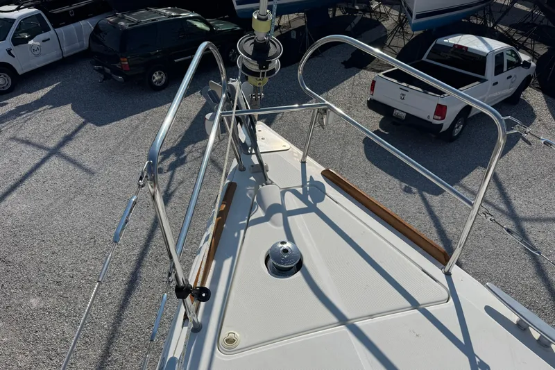 Eos Yacht Photos Pics Deck view of a 2008 Beneteau Oceanis 40 sailboat, featuring stainless steel railings.