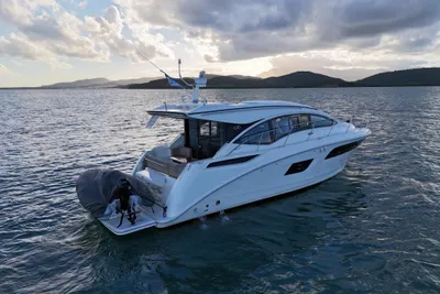 Sea Ray 400 Sundancer