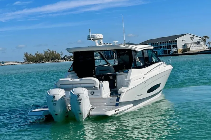 Blew Money Yacht Photos Pics 