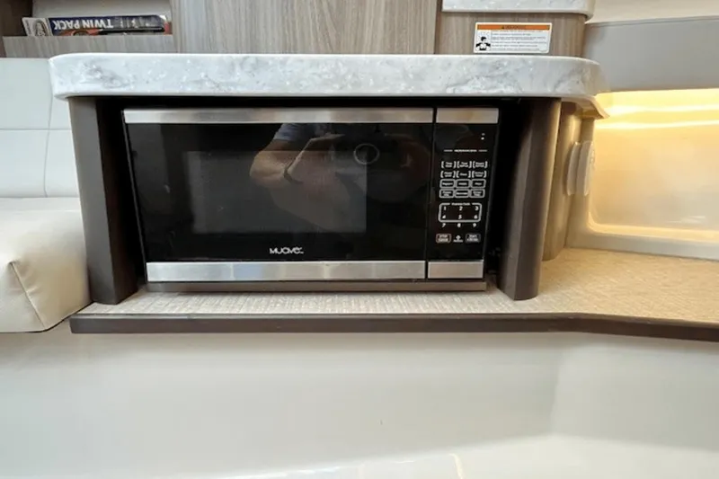 Blew Money Yacht Photos Pics 