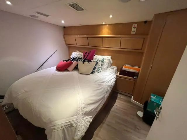 Viejo Man Yacht Photos Pics 