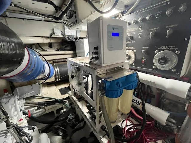 Viejo Man Yacht Photos Pics 