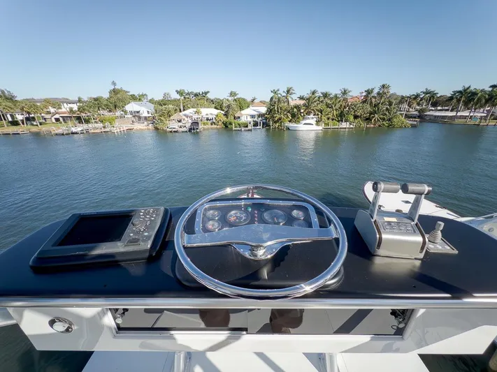 Scalawag Yacht Photos Pics Tower Helm