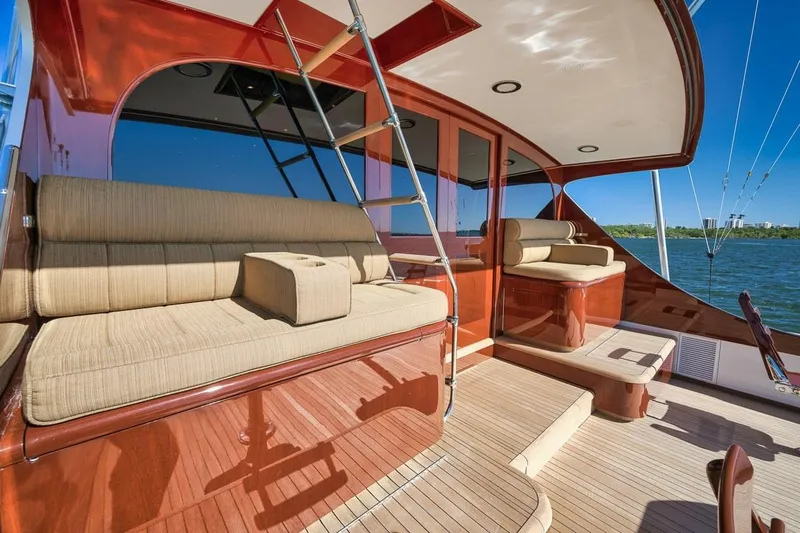 Scalawag Yacht Photos Pics Mezzanine