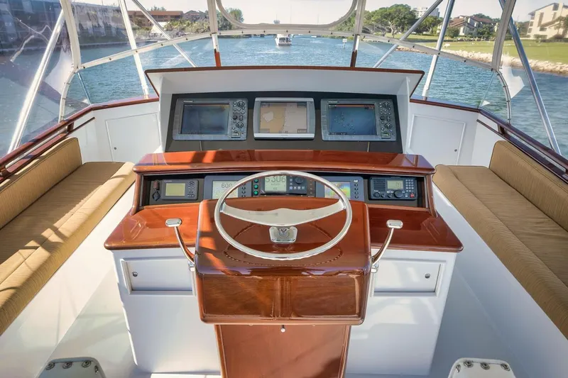 Scalawag Yacht Photos Pics Helm