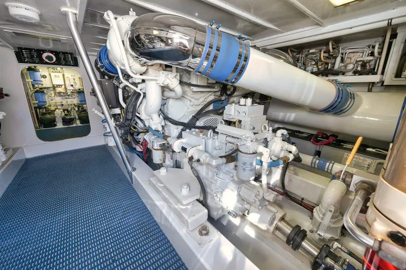 Scalawag Yacht Photos Pics Engine Room