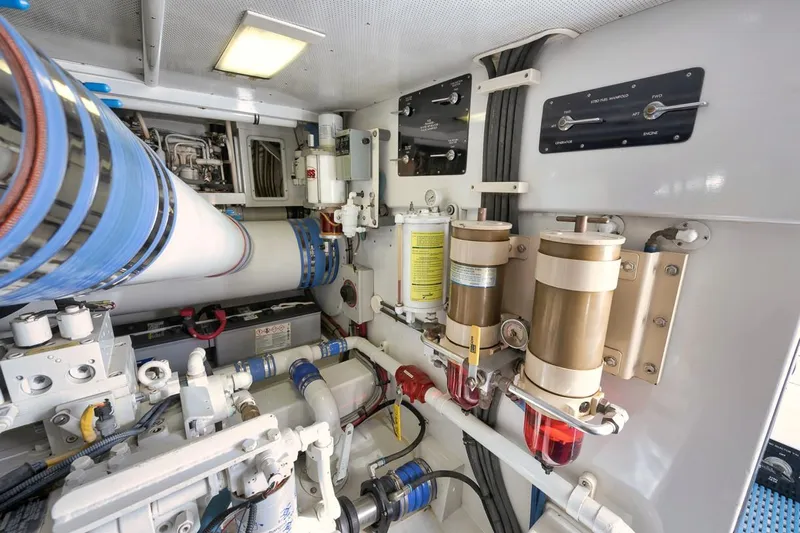 Scalawag Yacht Photos Pics Engine Room