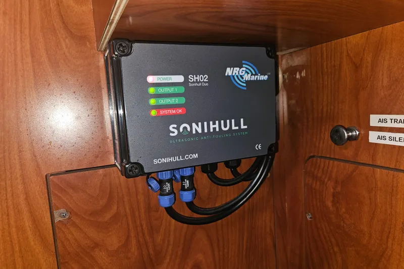 Soirse Yacht Photos Pics Ultrasonic anti-fouling system in 2013 Marlow-Hunter 50 aft cabin yacht.