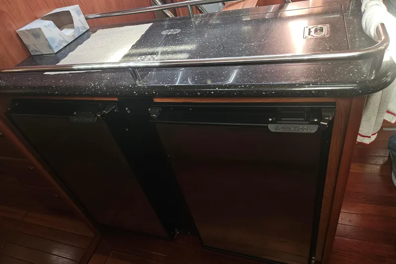 Soirse Yacht Photos Pics 2013 Marlow-Hunter 50 aft cabin kitchen with dual Nova Kool refrigerators.