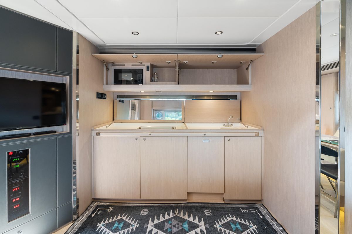 2015 Riva 63 