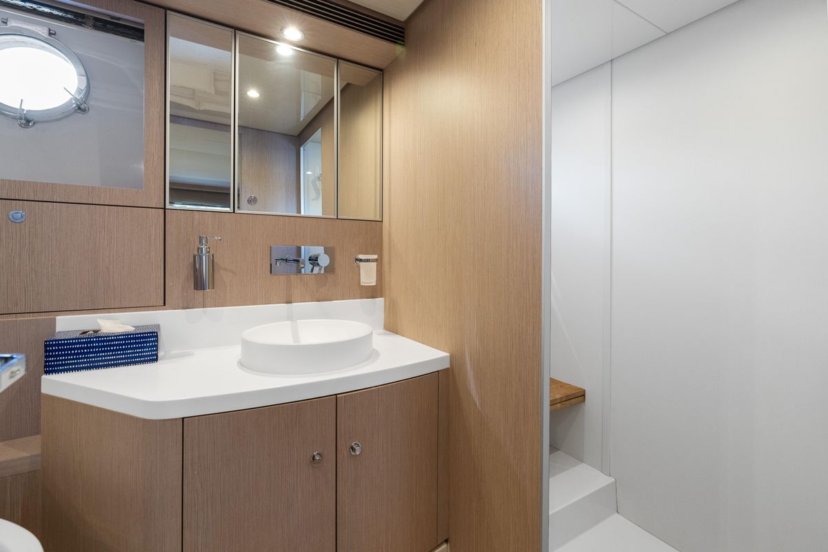 2015 Riva 63 
