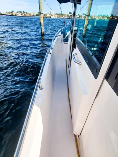 Bust It Big Yacht Photos Pics 