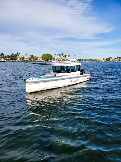 Bust It Big Yacht Photos Pics 