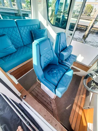 Bust It Big Yacht Photos Pics 