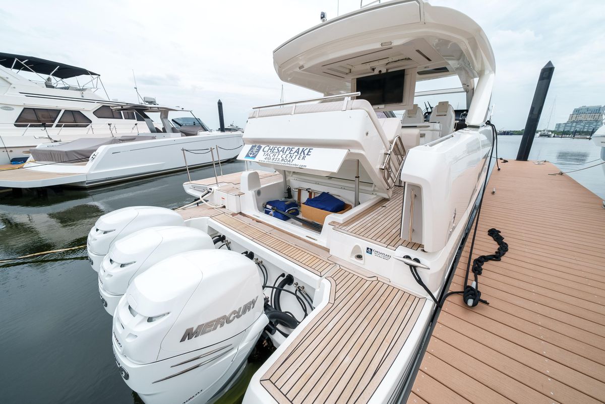 2024 Jeanneau 43 
