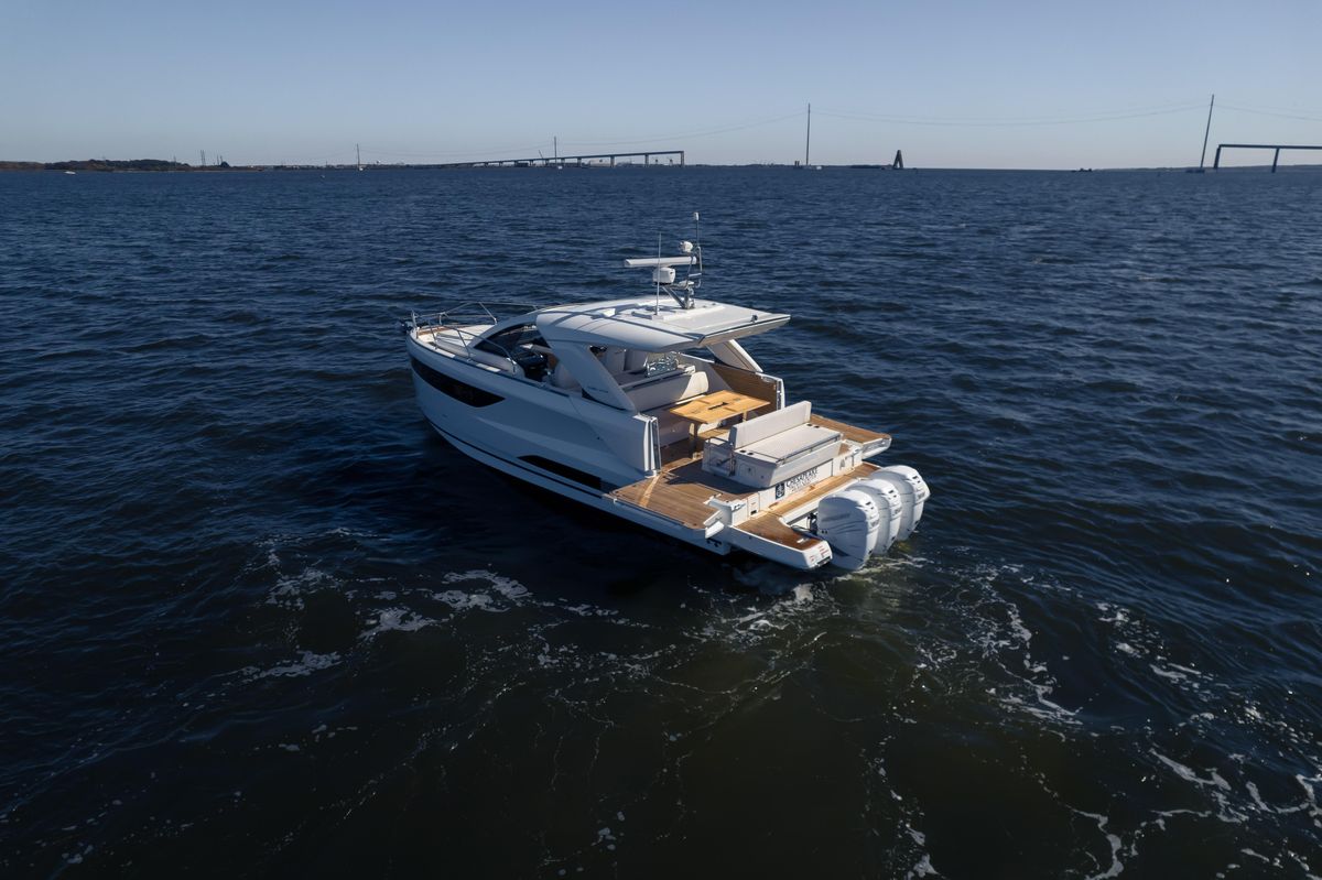2024 Jeanneau 43 