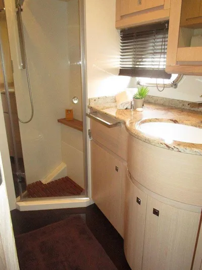 Tivella Yacht Photos Pics BATHROOM