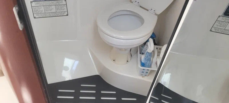 Dos Suenos Yacht Photos Pics 