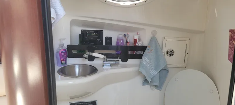 Dos Suenos Yacht Photos Pics 