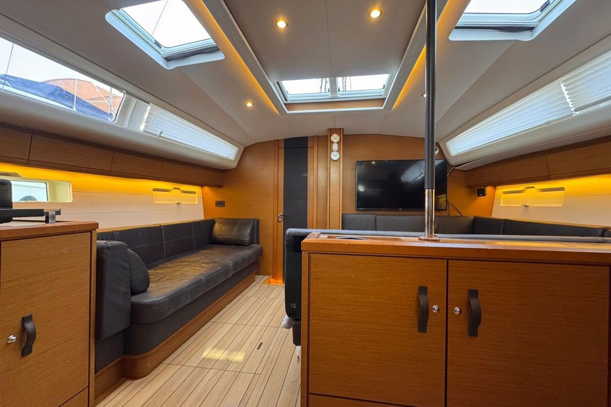 2018 Jeanneau 53 