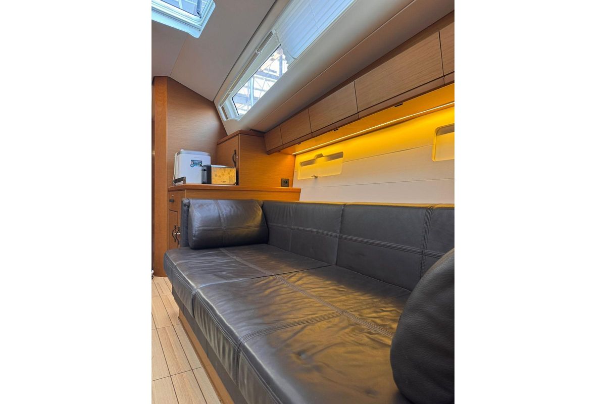 2018 Jeanneau 53 