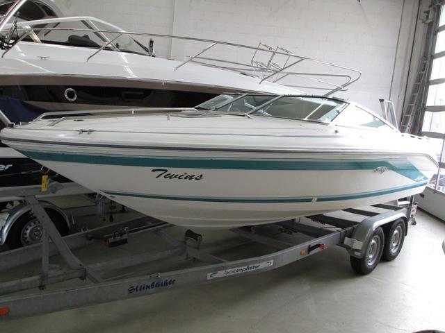 1992 Sea Ray 220 SR
