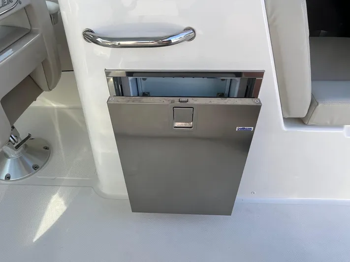 New Listing Yacht Photos Pics 